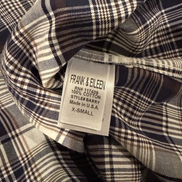 NWOT Frank & Eileen Barry Button Up Shirt Sz XS - Picture 12 of 13